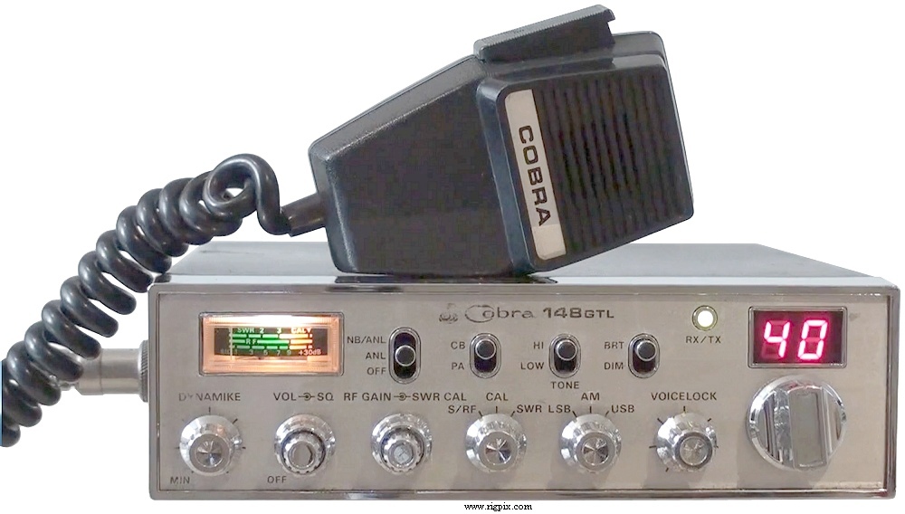 Cbfreeband Cobra 148 GTL (By Dynascan. Older 5-pin side mike)