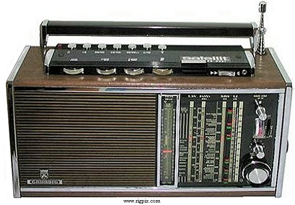 Grundig Satellit 210