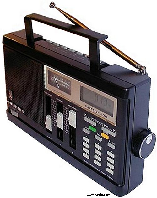 Grundig Satellit 300