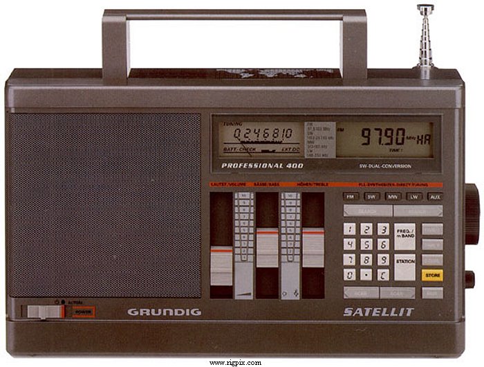 Grundig Satellit 400