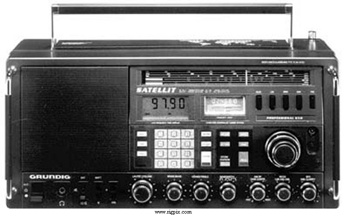 Grundig Satellit 650