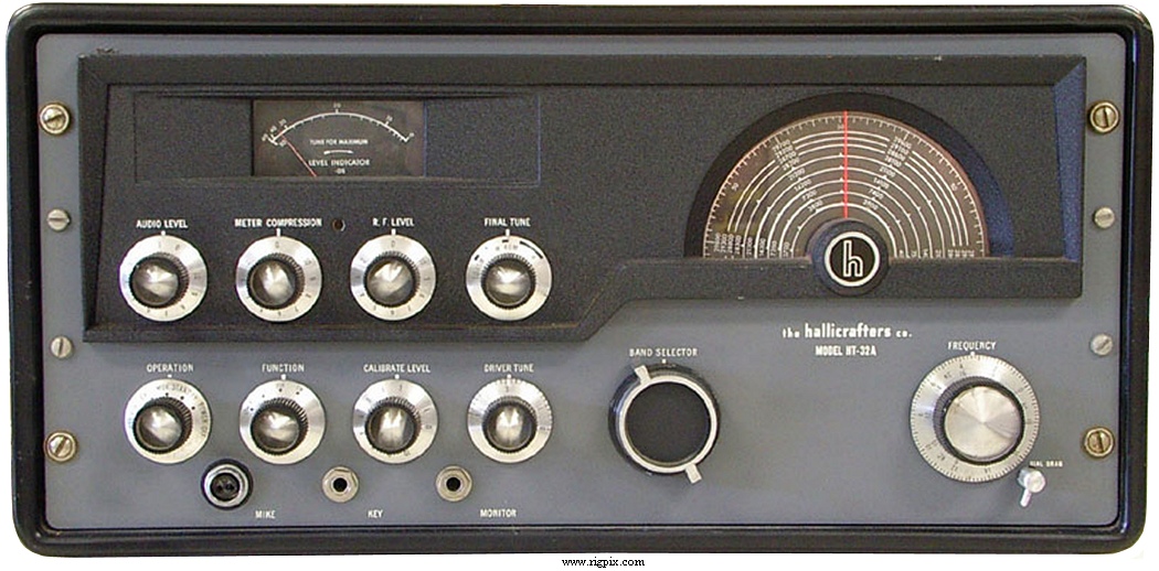 Hallicrafters HT-32A