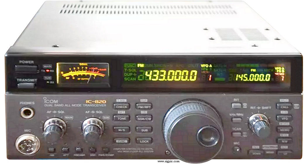 Icom IC-820D