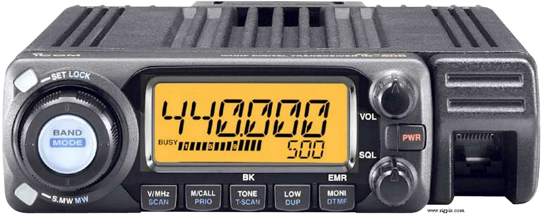Icom ID-800H