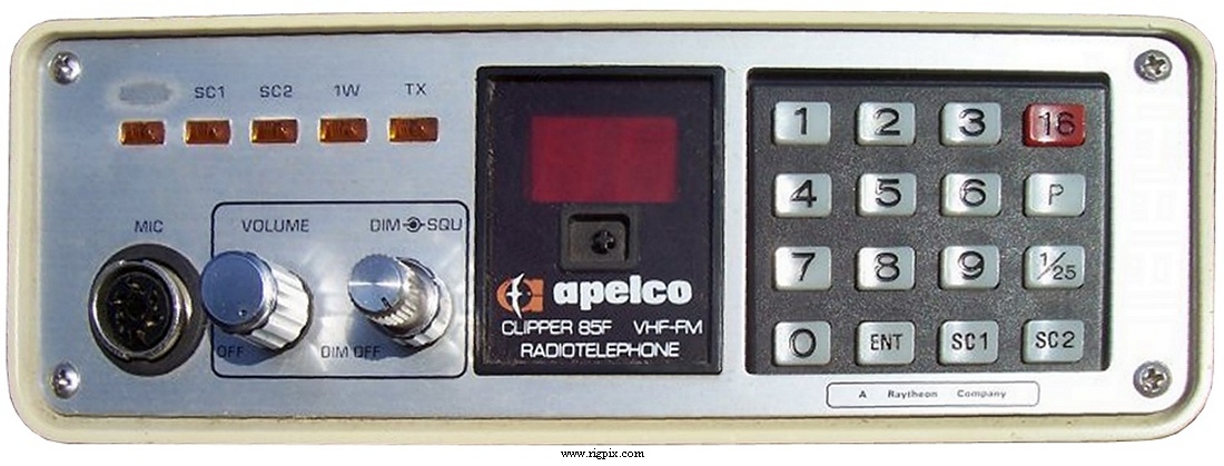 Marine Apelco Clipper 85F
