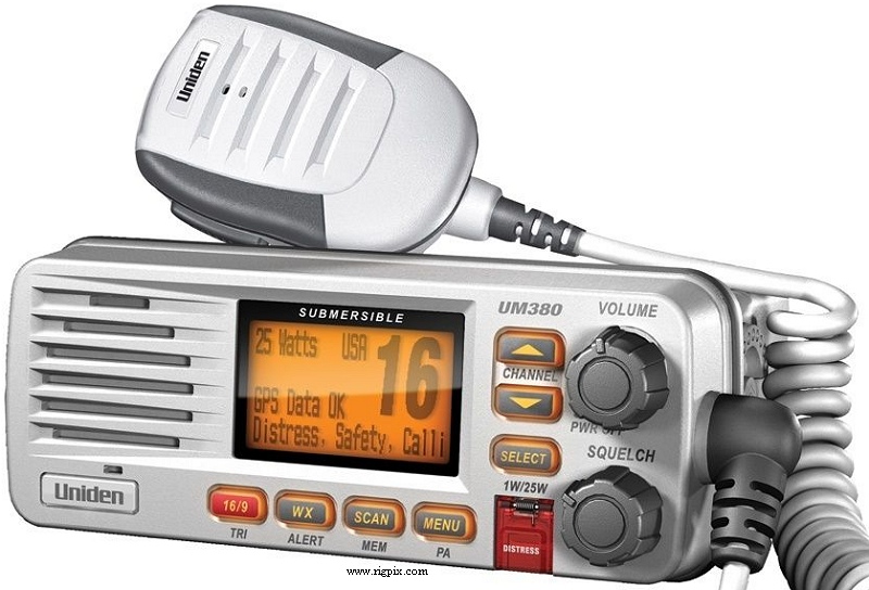 Marine Uniden UM-380