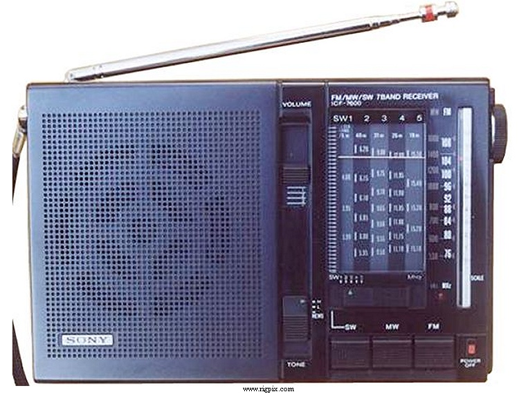 Sony ICF-7600
