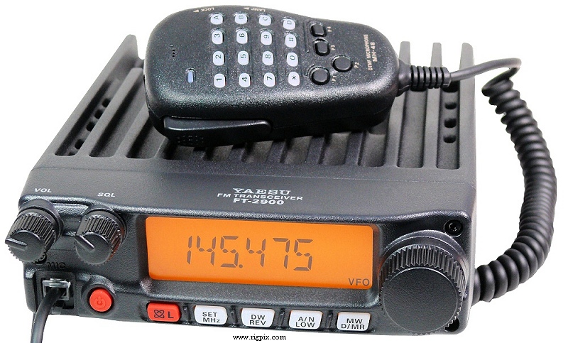 Yaesu FT-2900R