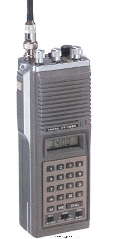 Yaesu FT-708R