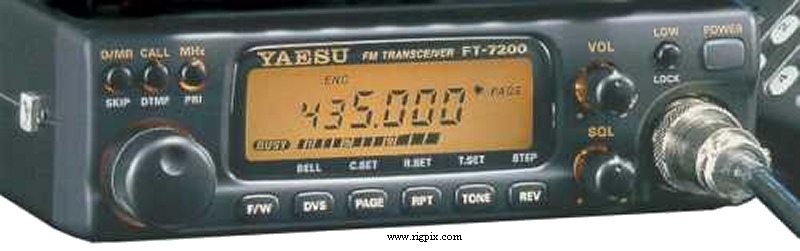 Yaesu FT-7200