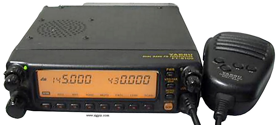 Yaesu FT-8100