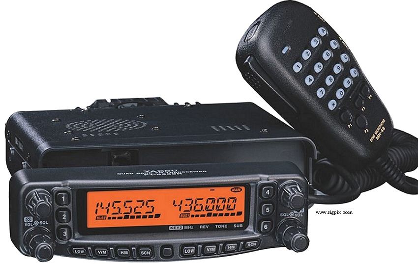 Yaesu FT-8900R