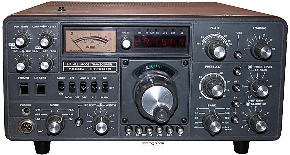 Yaesu FT-901D