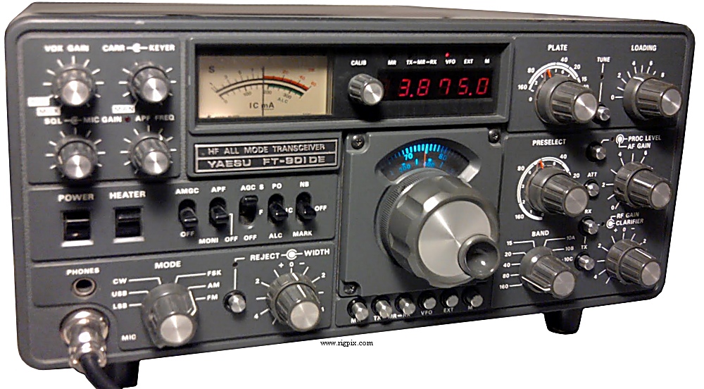 Yaesu FT-901DE